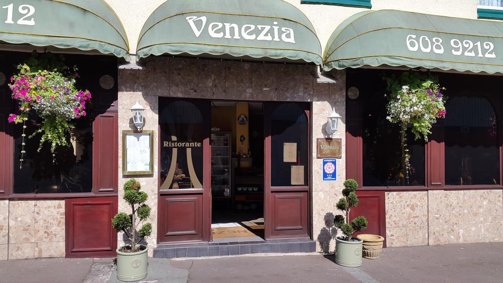 Villa Venezia Бёкенхэд Экстерьер фото